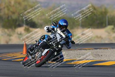 media/Nov-06-2022-SoCal Trackdays (Sun) [[208d2ccc26]]/Turn 6 (145pm)/